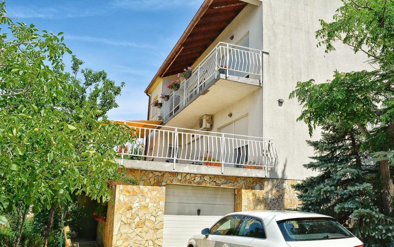 Apartments With A Parking Space Smrika, Kraljevica - 15709 Buitenkant foto