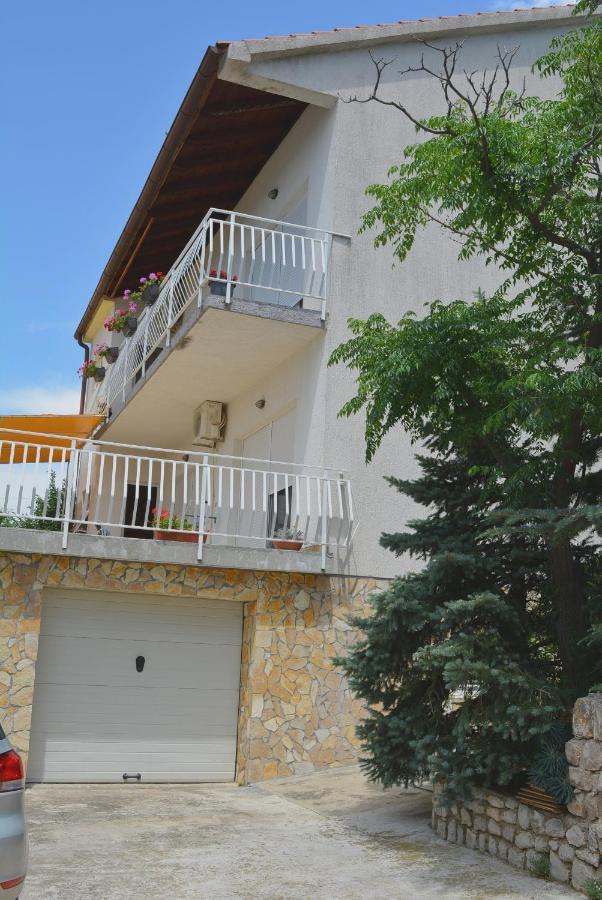 Apartments With A Parking Space Smrika, Kraljevica - 15709 Buitenkant foto